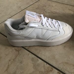 Womens NEW New Balance casual shoes